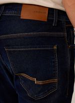 image-922a2792a03c46d49d1bdfa8fa513852