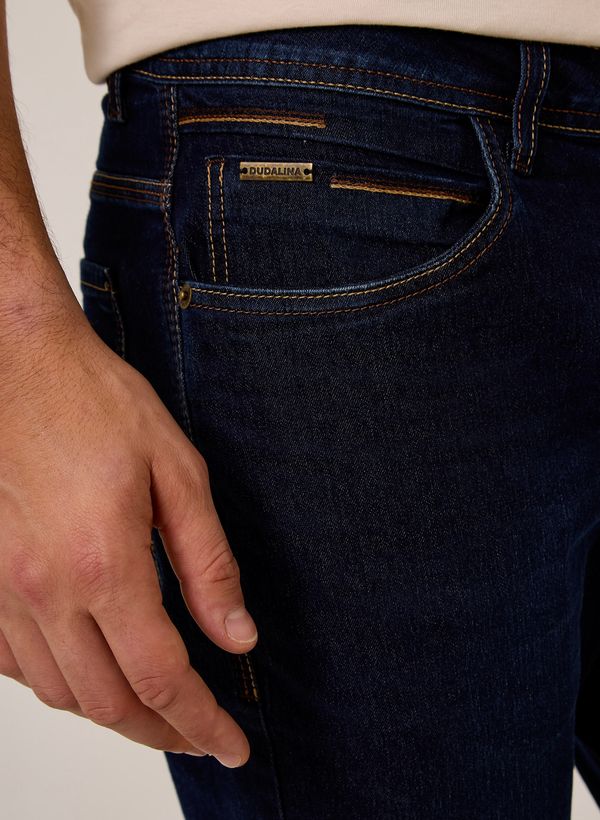 image-a1d4095b675d4c268005de97f3f4b030