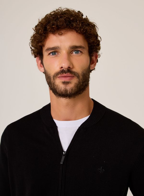 image-e43980b9f32a485d9c0e901a44bfd342