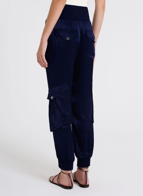 image-89dd0d47d17941a3b36626033594c687