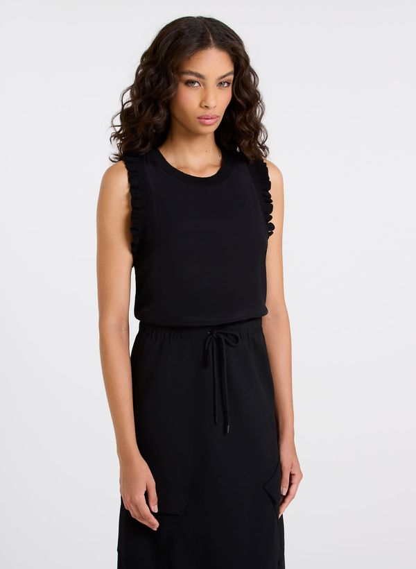 image-0d6cee0bb1014c54becc0843ae060aab