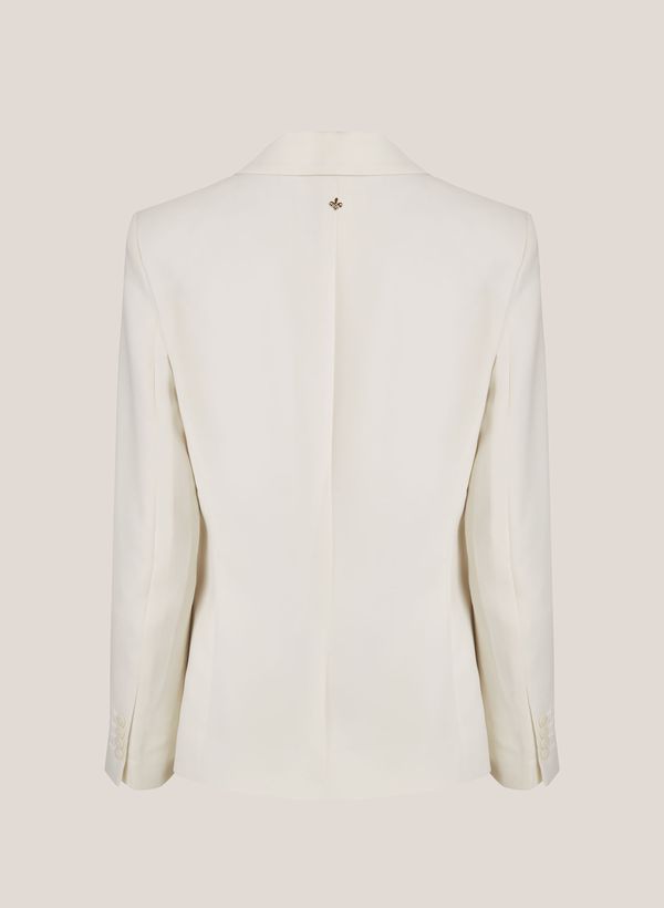 image-92e96eaffcc54c14b488f3967753dec3