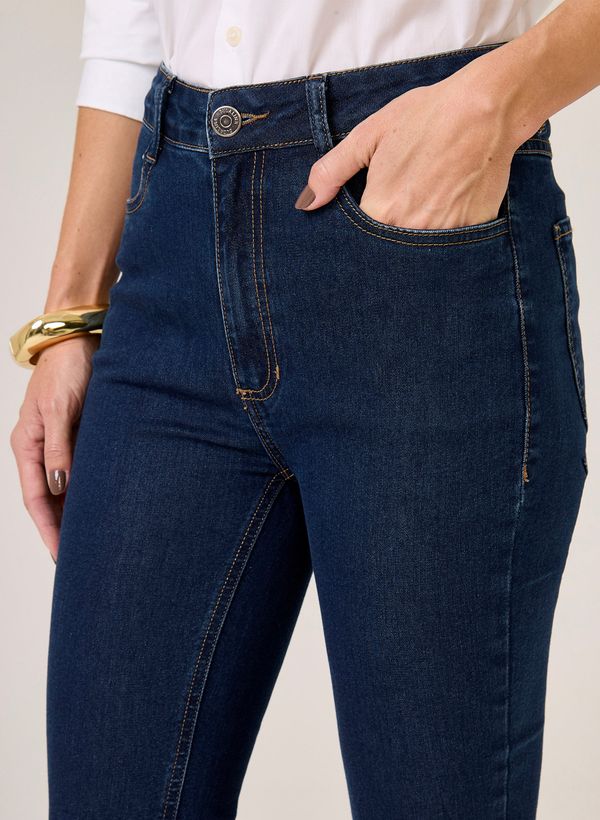 image-ed8b1adfca6b41e68442a73d183997d1