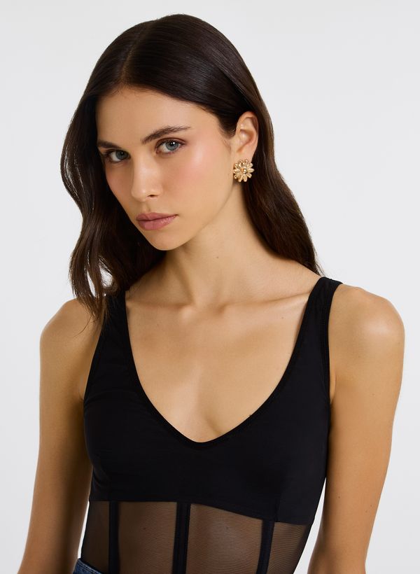 08070107_09_5-TOP-MARRIE-LUNA-PRETO