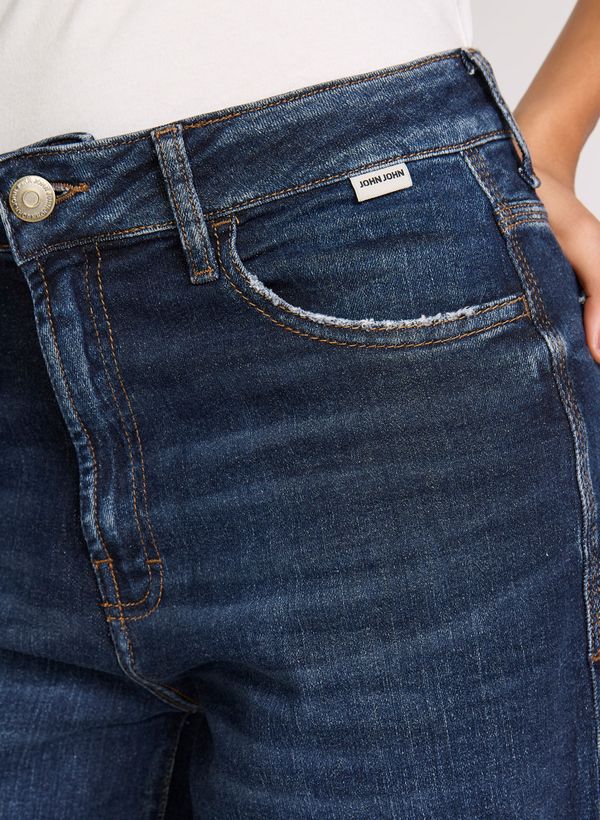 image-3b730fd8578e4efd9e3621a68971d12c