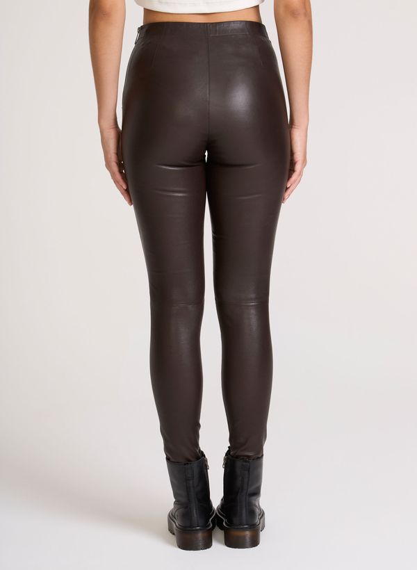 image-dcb1a8e720bd4377988224c8635d6c16