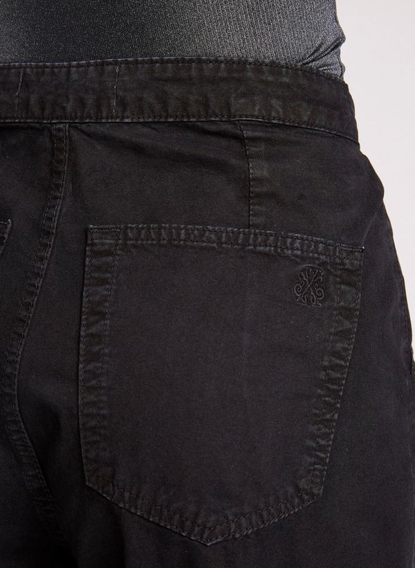 image-a35b9a00f88f4d50bd3451f1800bddcd