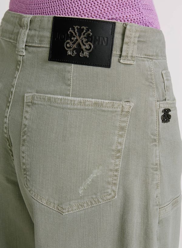 image-e7df05761a5b42aabd8caab8a3ea5364