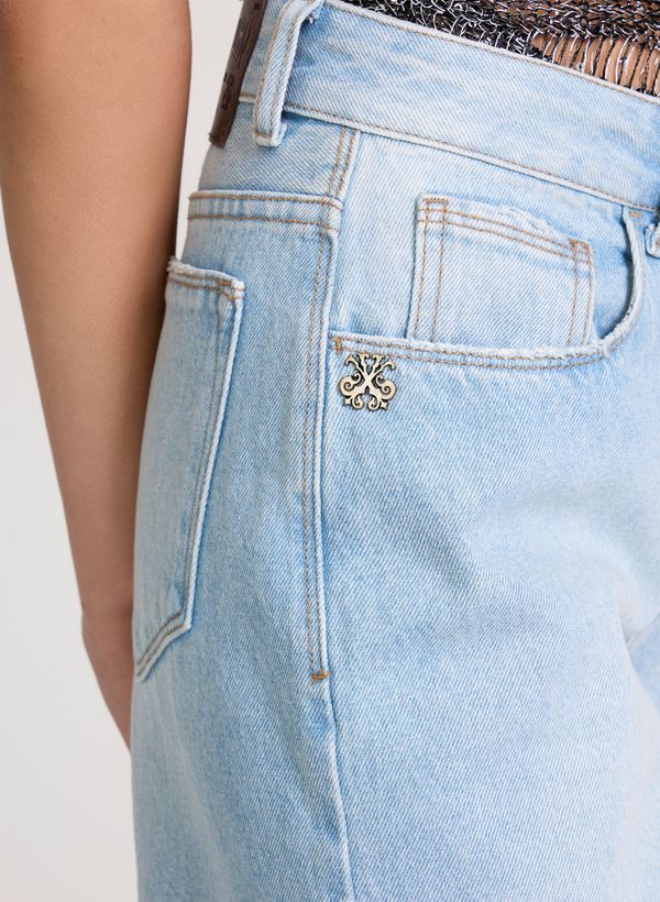 image-4c0bb02cae3541b79aaf421bf2546a7a