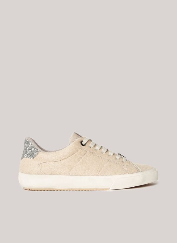 image-01f61bb887e54e20a5ba53b5cee41916