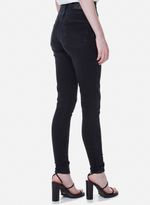 image-34475e05f71e4b27a48879e050eac5bf