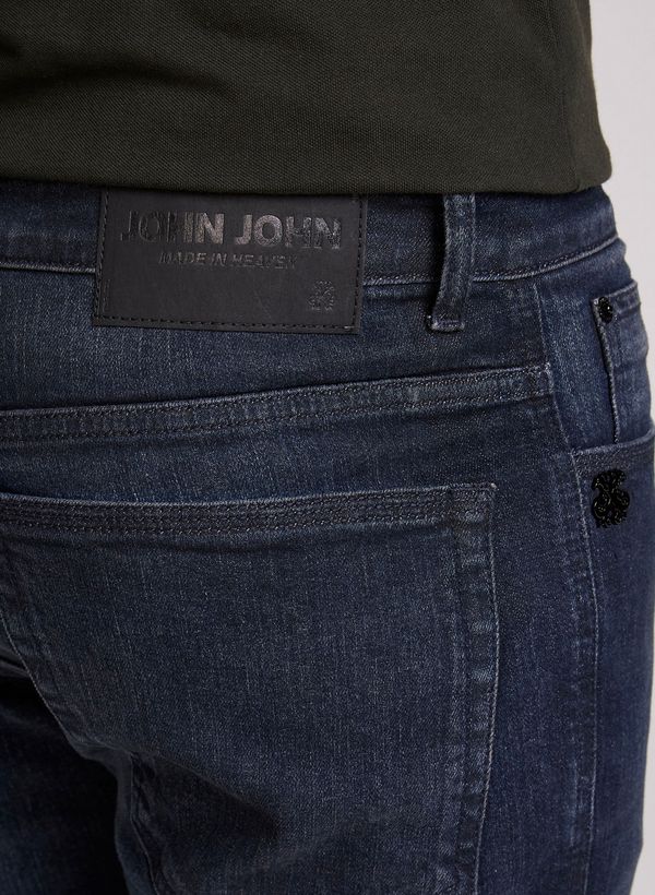 image-15cbe080ef384234a5b67bb555c3b918