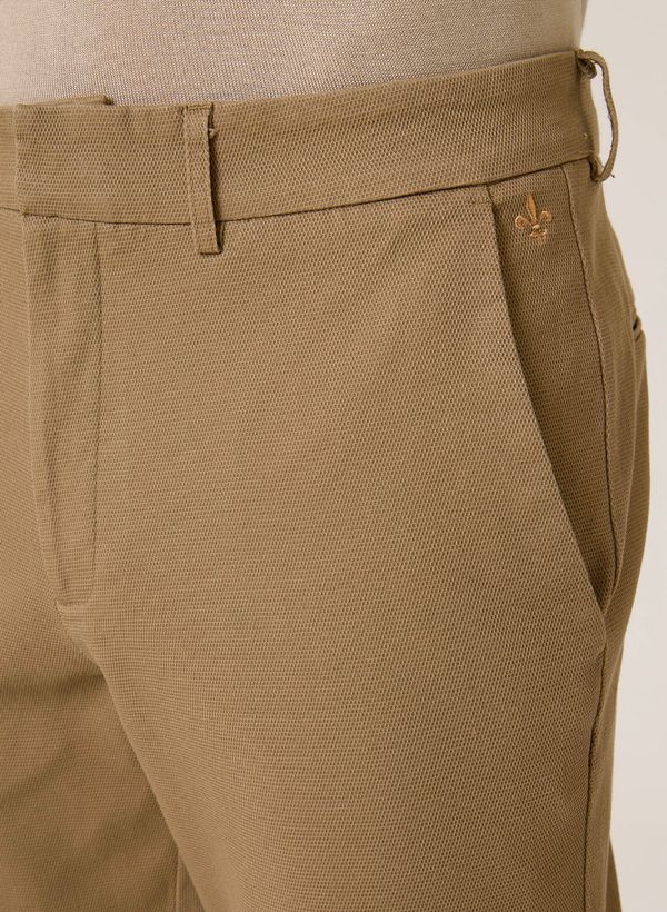 image-7022e9f93c2244988ee96500d94ffe04