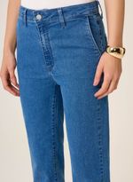 image-1fc957a81526480580e963a341bbd959