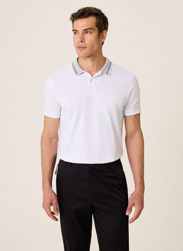 77430951_05_1-POLO-MC-GOLA-JACQUARD