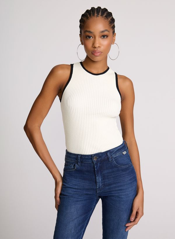 08111432_11_2-REGATA-COURTNEY-OFF