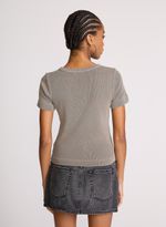 11067092_26_5-BLUSA-IRINA-BABY-LOOK-TABACO