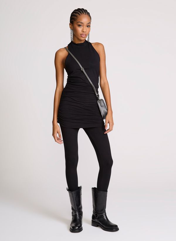 16041214_09_2-CALCA-GRACE