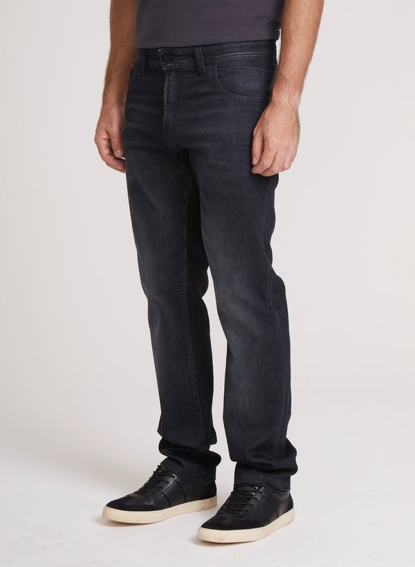 18094460_72_3-CALCA-MILAO-BLACK-3D