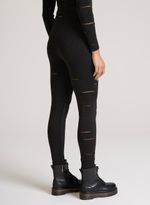 18112803_09_5-LEGGING-HOLES