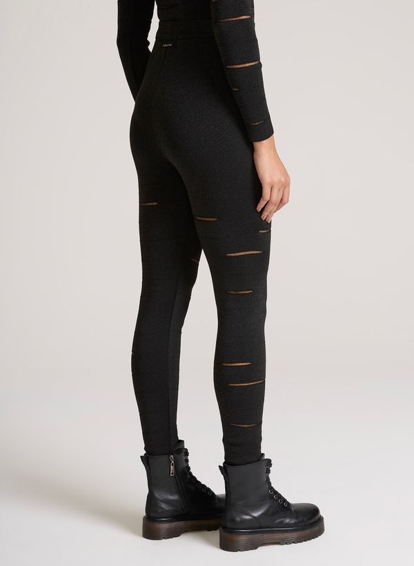 18112803_09_5-LEGGING-HOLES