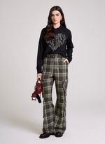 23A10431_09_3-MOLETOM-JOHN-JOHN-HEART