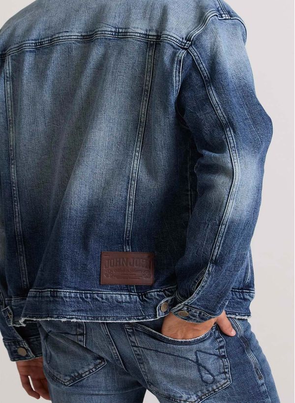 24090111_75_5-JAQUETA-BASICA-BUDAPESTE