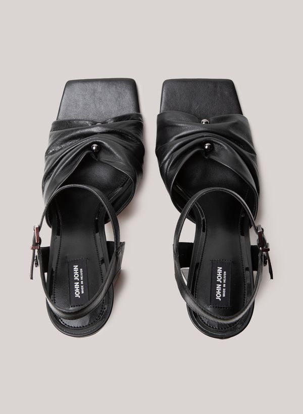 29141305_09_7-SANDALIA-PIERCED