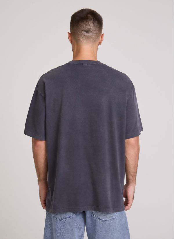 42547090_03_5-T-SHIRT-OVER-BACK-TO-THE-FUT