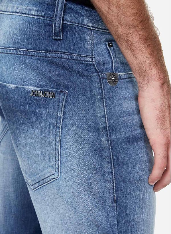 image-b93d8aa4f18d4828a99313cecd533012