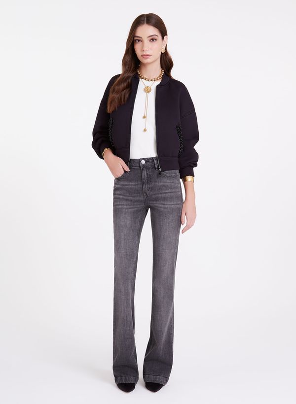 image-e32d46e7f344496490bb35dd0f762229