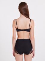 08070106_09_4-TOP-ALICE-PRETO