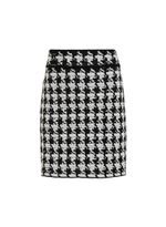 16112576_92_6-SAIA-ELIZABETH