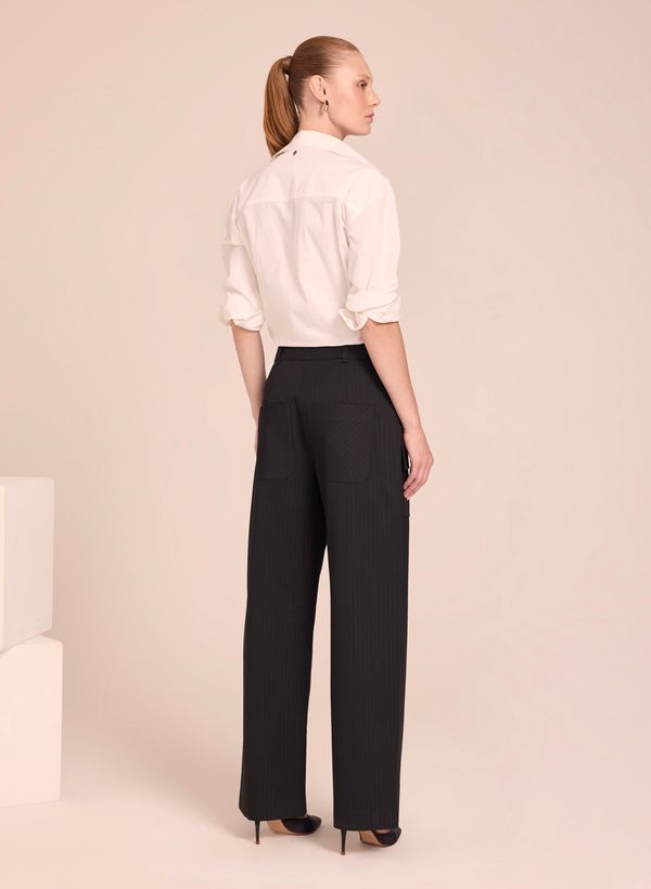 18112893_09_4-CALCA-SARA