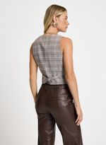 27040095_92_4-COLETE-CAROL