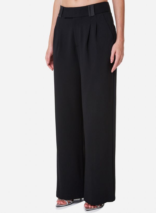 18112706_09_2-CALCA-SALLY