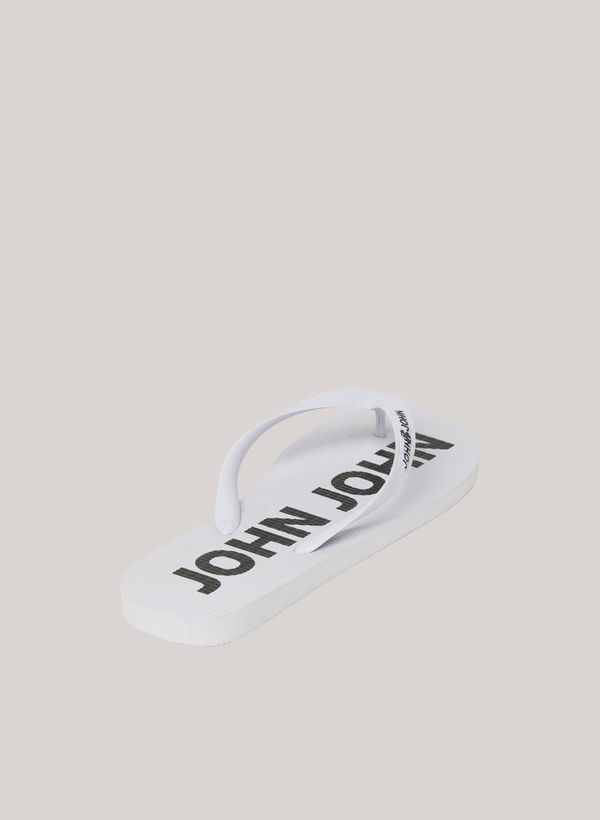 76601285_05_6-CHINELO-JOHN-LOGO