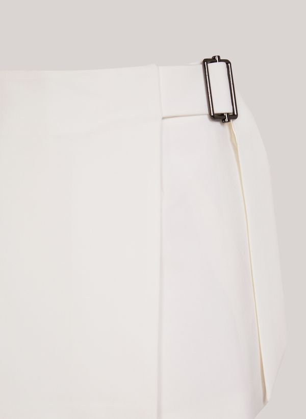 16112556_11_2-SHORT-SAIA-CLASS