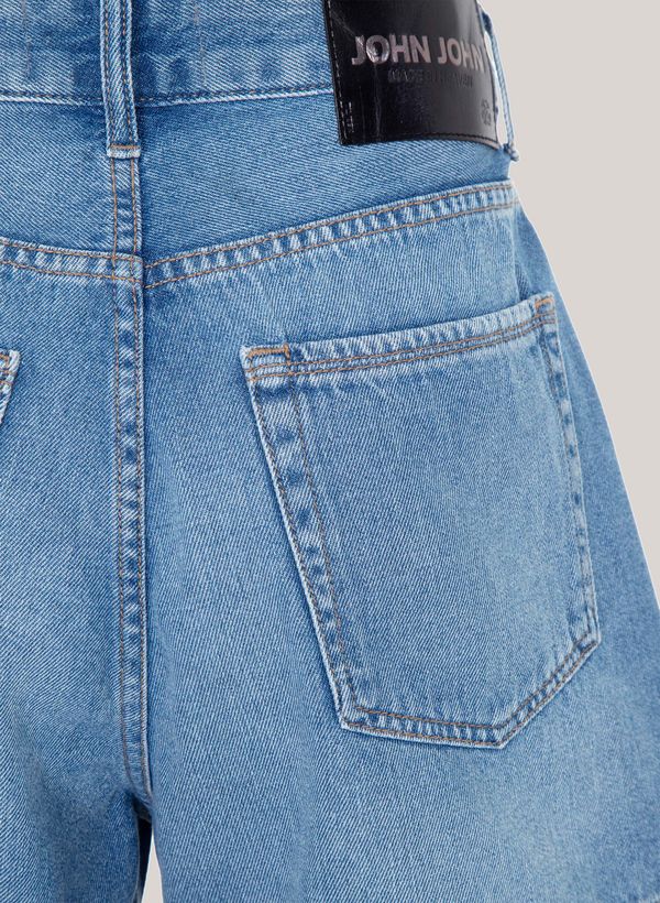 17081574_73_4-BE-GIRLFRIEND-CASTILLO