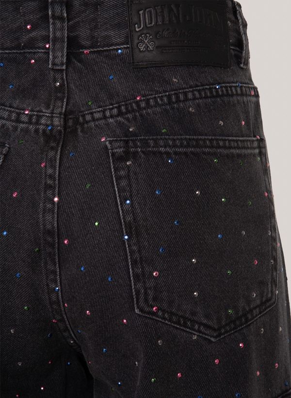 18086039_72_4-CC-RELAXED-CLEVELAND-HOTFIX