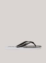 76601287_05_1-CHINELO-JOHN-BLACK-AND-WHITE