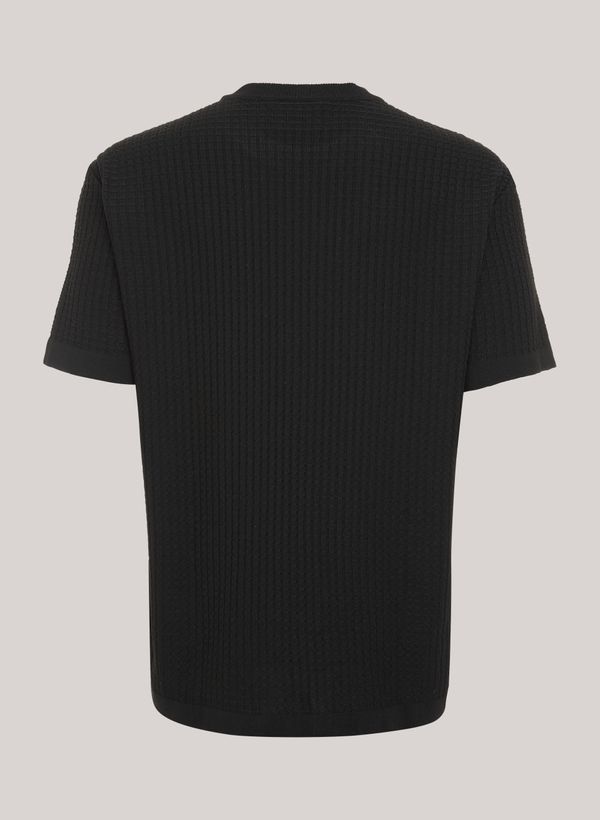 78190271_09_3-TSHIRT-SQUARE