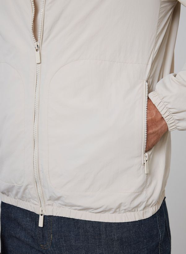 24210065_01_4-JAQUETA-CORTA-VENTO-C-BOLSO