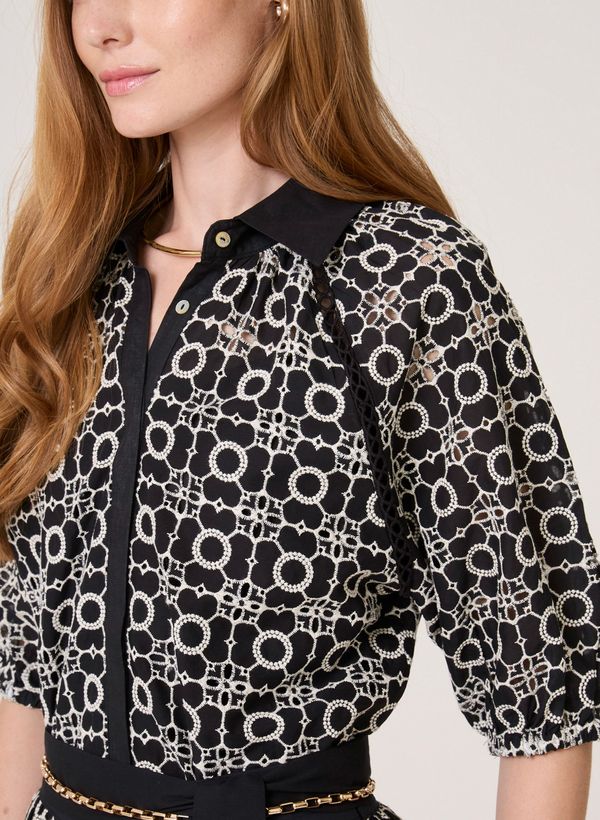 68062938_09_5-CAMISA-MC-REGULAR-RENATA