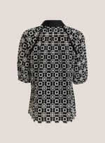 68062938_09_7-CAMISA-MC-REGULAR-RENATA