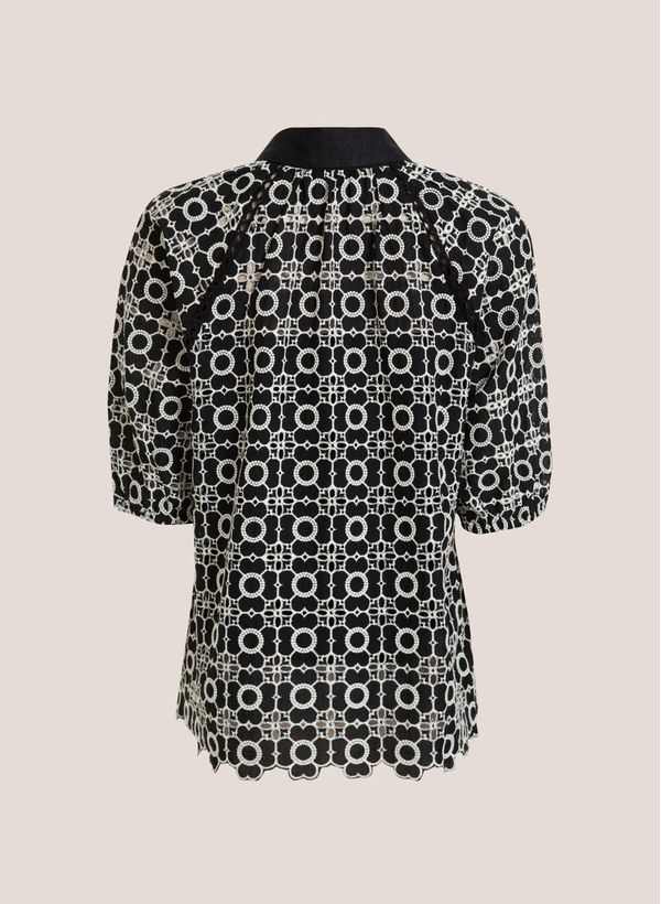 68062938_09_7-CAMISA-MC-REGULAR-RENATA