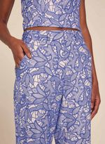 Detalhe-textura-Calca-Le-Lis-Alexia-Feminina