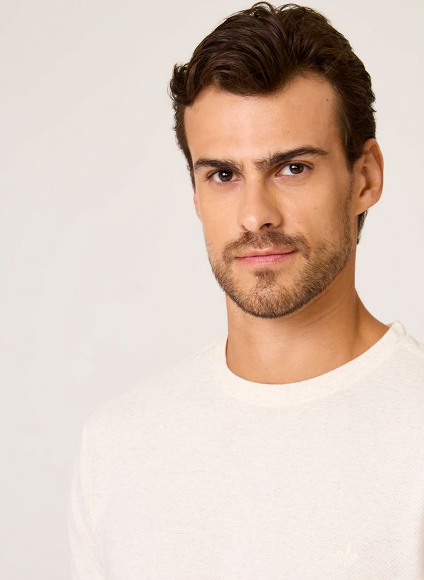 41040008_01_4-TSHIRT-MC-MALHA-LINHO-FAVO