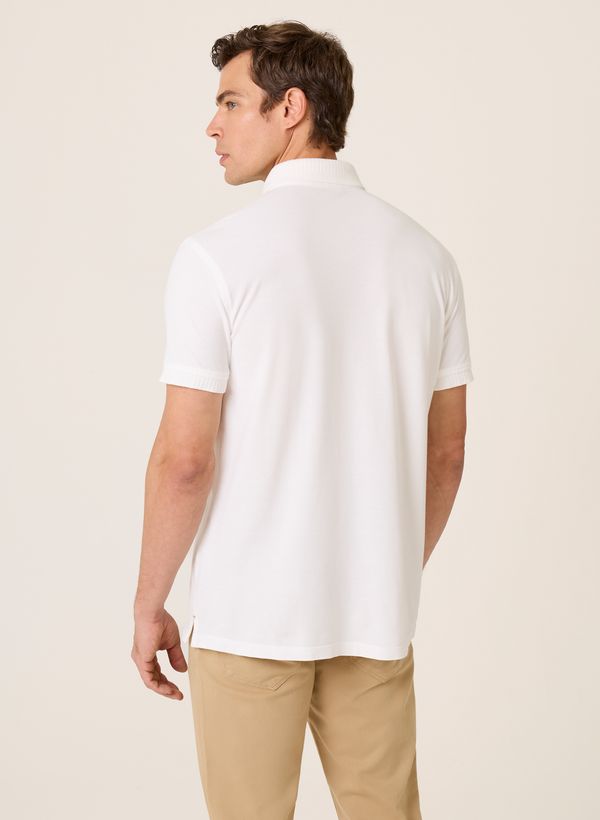 77040096_11_3-POLO-MC-PIQUET-TEXTURA-GOLA