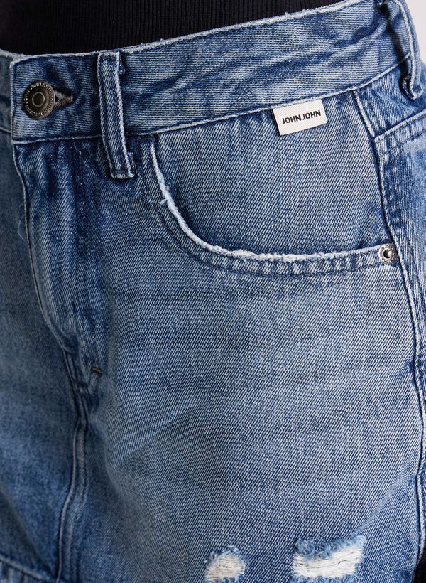 06081601_75_4-SHORTS-SAIA-TORDERA